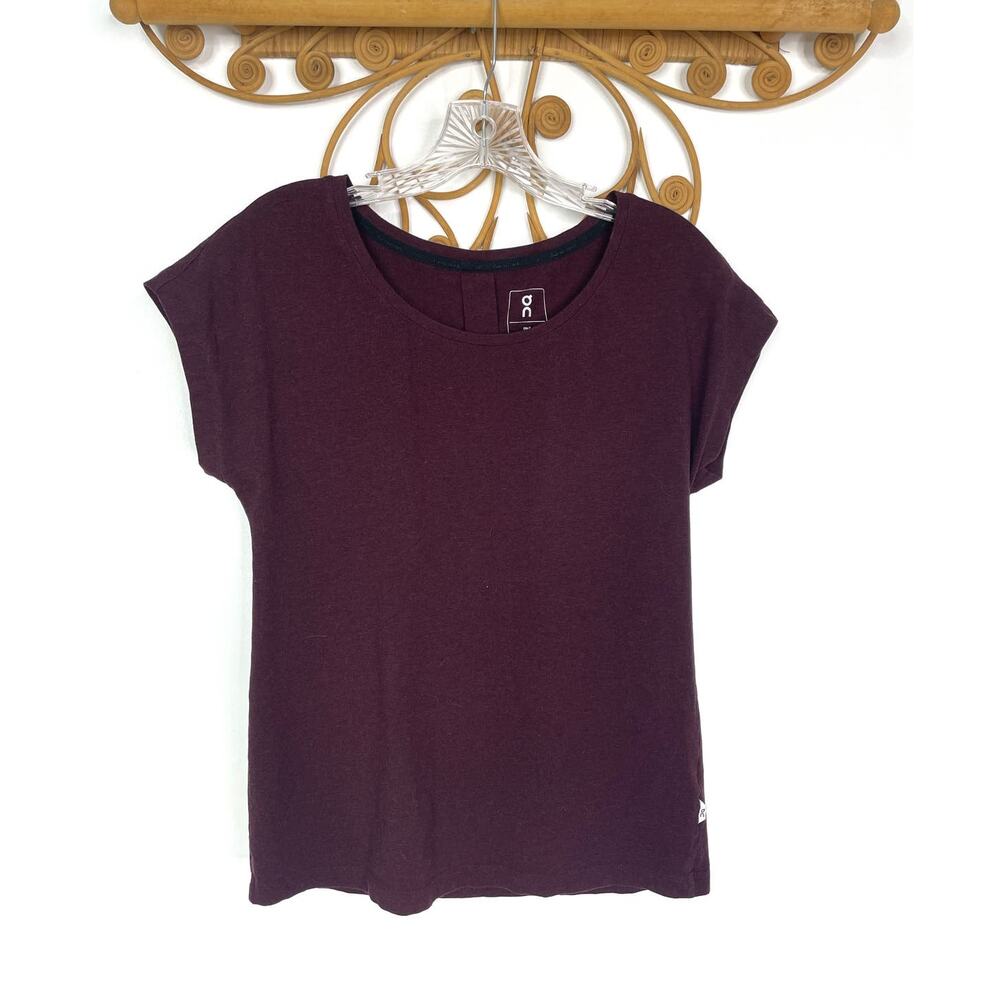 On-T women's t shirt maroon XS